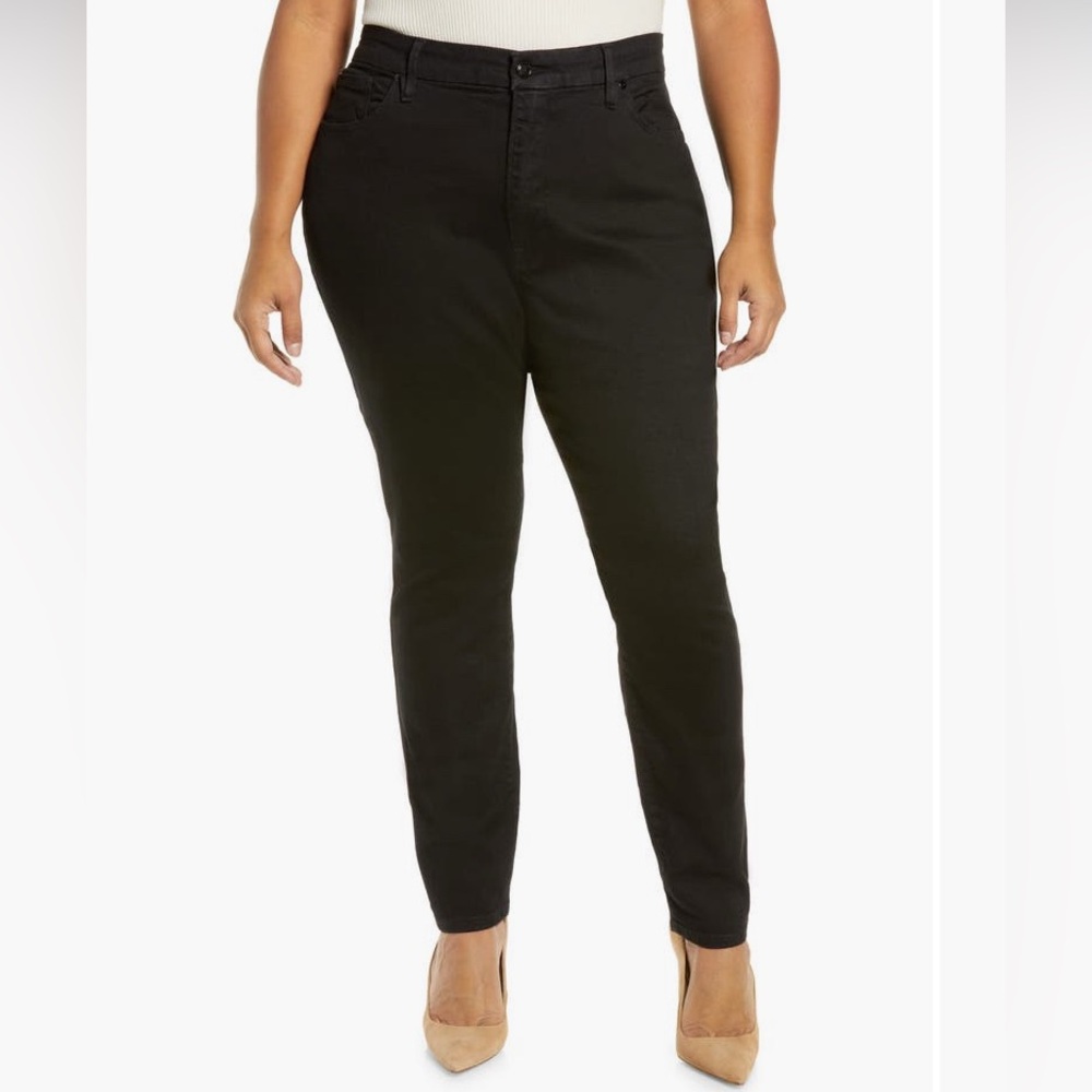 Good American Always Fit Good Leg Skinny Jean